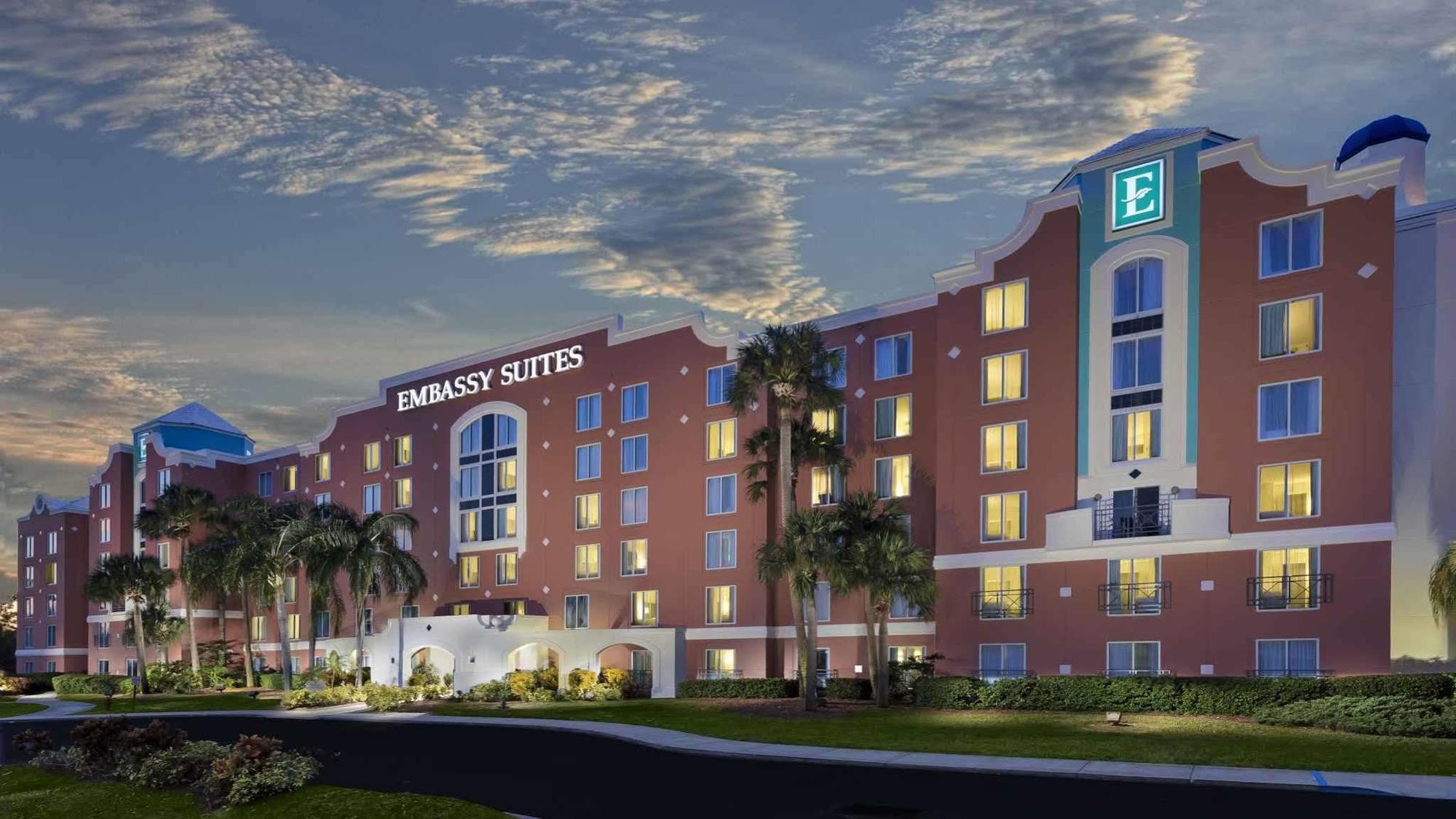 Embassy Suites By Hilton Orlando Lake Buena Vista Resort Exterior photo